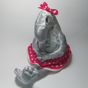 М'яка іграшка ручної роботи Ждун-Дівчинка з ніжками