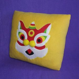 Подушка ручної роботи Танцюючий Лев